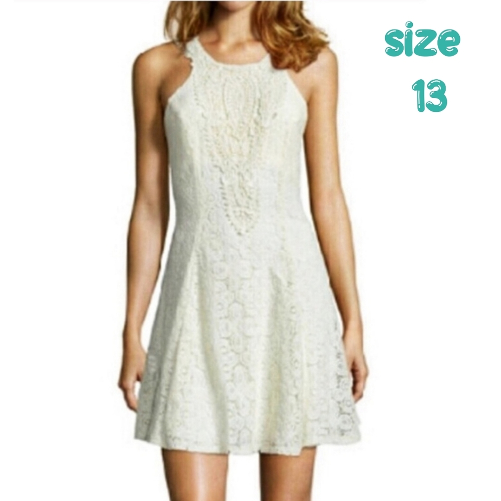 CITY TRIANGLES Halter Crochet Lace Skater Dress Keyhole Summer Boho Size 13
